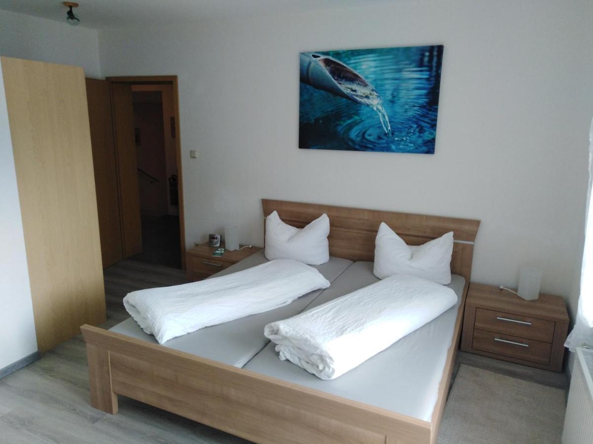 Zimmer Ohne Fruehstueck In Der Forellenzucht Burgen  Ngoại thất bức ảnh